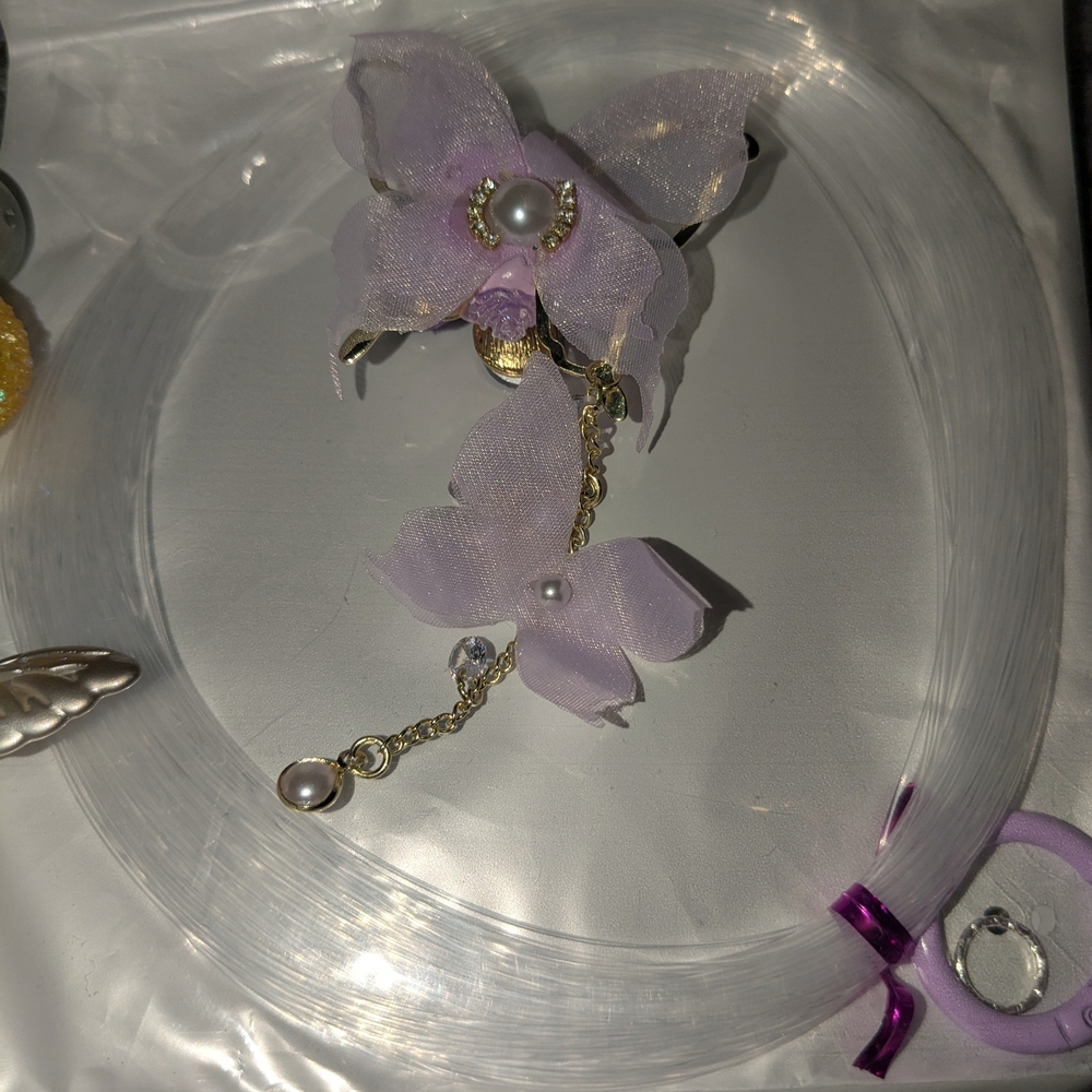 Elegant Gold and Purple Floral Necklace